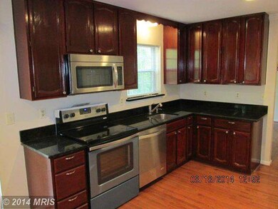 13116 Bramblewood Ln, Herndon, VA 20171 - photo 7