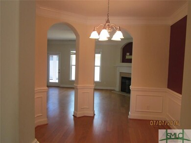 Dining Room featuring decorative molding