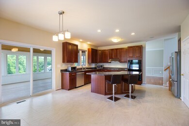 12285 Longleaf Ln, Dunkirk, MD 20754 - photo 4