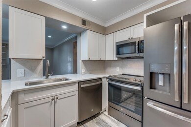 5938 Sandhurst Ln unit 101, Dallas, TX 75206 - photo 7