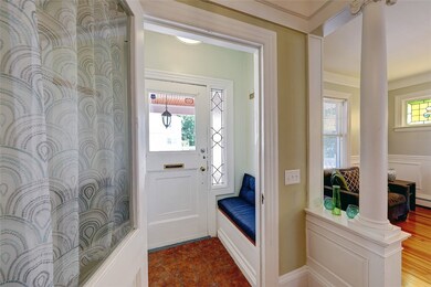 92 Dover St, Providence, RI 02908 - photo 4