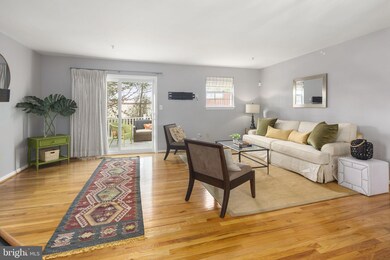 8817 Goose Landing Cir, Columbia, MD 21045 - photo 3