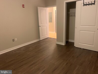 4742 Pine St unit 104, Philadelphia, PA 19143 - photo 5