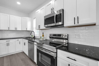 11-web-or-mls-1191-seymour-ave