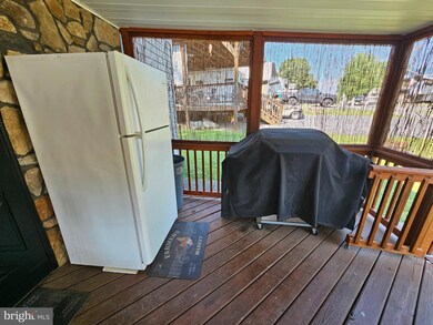 Block 20 Lot 16 Old Faceful St, Falling Waters, WV 25419 - photo 7