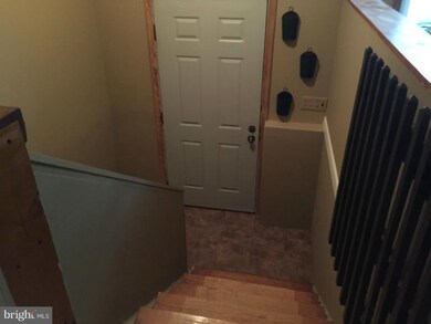 1541 Dellinger Gap Rd, Edinburg, VA 22824 - photo 4