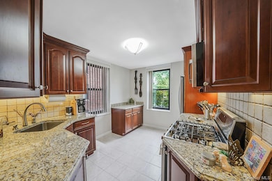 Kennedy Street Quad unit 2B, Bayside, NY 11360 - photo 7