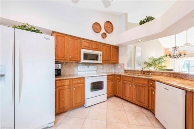4040 Crayton Rd unit D-4, Naples, FL 34103 - photo 6