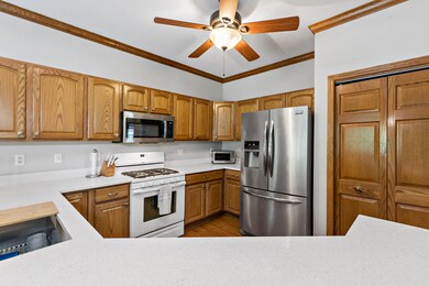 1705 Ravin Nest Ct, Crown Point, IN 46307 - photo 6