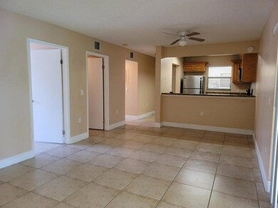 1542 Lake Crystal Dr unit H, West Palm Beach, FL 33411 - photo 6