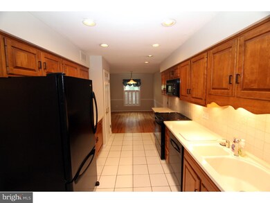 12 Foxwood Dr unit 12, Moorestown, NJ 08057 - photo 6