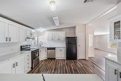 27149 Dayflower Blvd, Zephyrhills, FL 33544 - photo 6