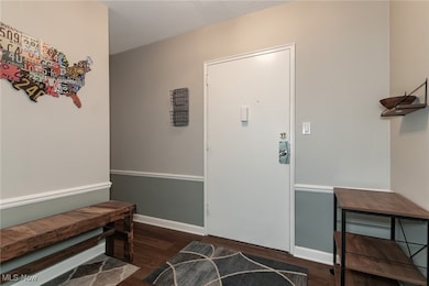 South Park Manor unit 419, Shaker Heights, OH 44120 - photo 3