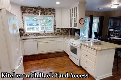 2590 Meadow Creek Dr unit 3, Medford, OR 97504 - photo 3