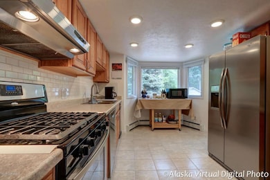 Kitchen with breakfast nook