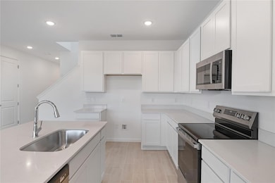 1257 Daisy Hill Ave, Dundee, FL 33838 - photo 6