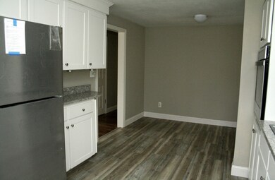 558 Pleasant St, Franklin, MA 02038 - photo 4