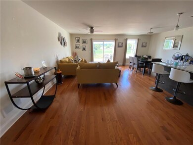 4260 Roosevelt St, Whitehall, PA 18052 - photo 5