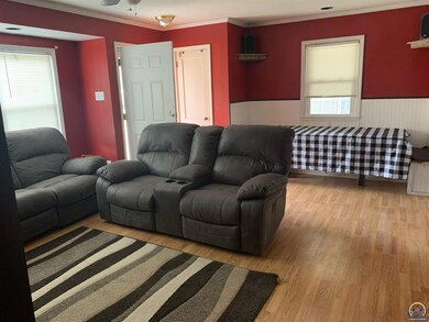2412 SW 23rd St, Topeka, KS 66611 - photo 5