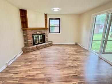 5130 Navajo Ct, Columbus, IN 47203 - photo 4