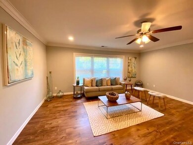 615 Dolphin Ln unit 615, Holbrook, NY 11741 - photo 6