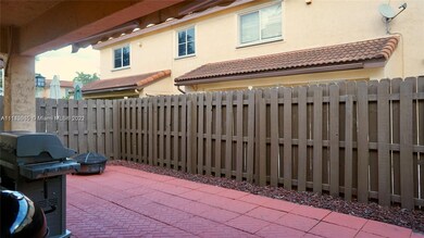 202 W Forest Oak Cir, Davie, FL 33325 - photo 6