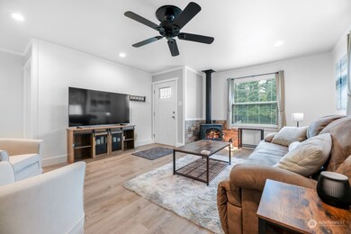 1822 Maple St, Everett, WA 98201 - photo 5