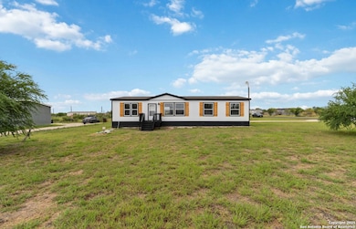 113 County Road 2644, Moore, TX 78057 - photo 2