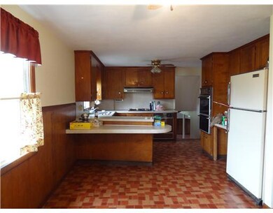 Kitchen. open kitchen and dining area, appliances,