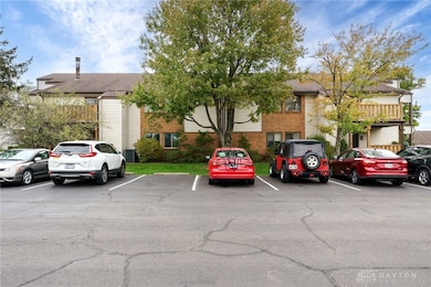 3060 Bright Bounty Ln unit 13, Dayton, OH 45449 - photo 2