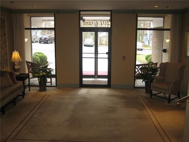 201 Grant St unit 311, Sewickley, PA 15143 - photo 3