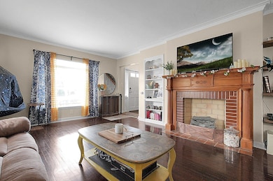 5-web-or-mls-519-e-paint-st