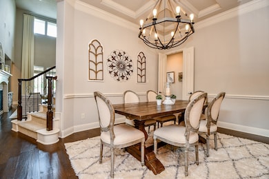 Whether hosting holiday dinners or intimate celebr