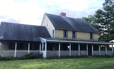 91 Cortis Rd, Dudley, MA 01571 - photo 2