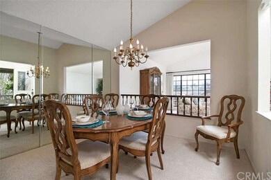 separate dining room 