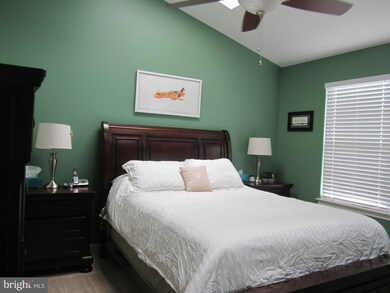 2482 Revere Ct unit 26B, Crofton, MD 21114 - photo 6