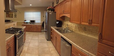 3849 N Stanford Ave, Fresno, CA 93727 - photo 5