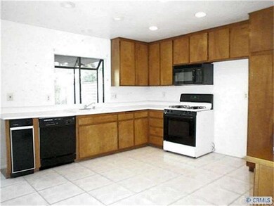 Open kitchen