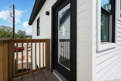 419 N Mesquite St unit 2, San Antonio, TX 78202 - photo 3