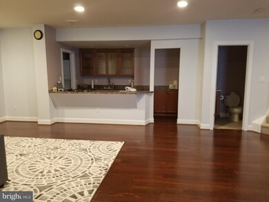 8984 Hooes Rd, Lorton, VA 22079 - photo 5