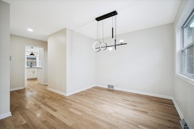 unlisted-address, Highland Park, IL 60035 - photo 7