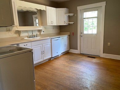 1315 W 4th Ave, Albany, GA 31707 - photo 3