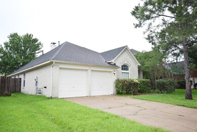 3530 Kennedy Dr, Pearland, TX 77584 - photo 2