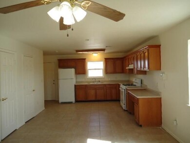 604 Achim Dr, El Paso, TX 79928 - photo 6