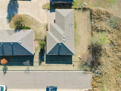 6141 Cielo Terrace, Oklahoma City, OK 73149 - photo 4