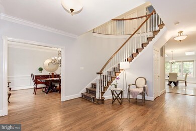 1008 Evonshire Ln, Great Falls, VA 22066 - photo 4