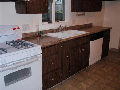 10 Damien Rd unit 10, Wellesley Hills, MA 02481 - photo 5