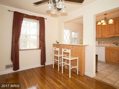 8661 Oak Rd, Parkville, MD 21234 - photo 6