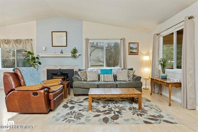 13-Living Room 2_SOPH9436