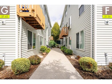 217 NE 146th Ave unit 31, Portland, OR 97230 - photo 2